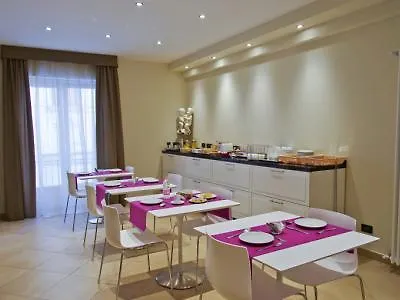 Bb 10 Serpotta - Palazzo Riolo & Restaurant Guest house