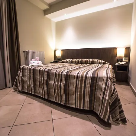 Bb 10 Serpotta - Palazzo Riolo & Restaurant 3*