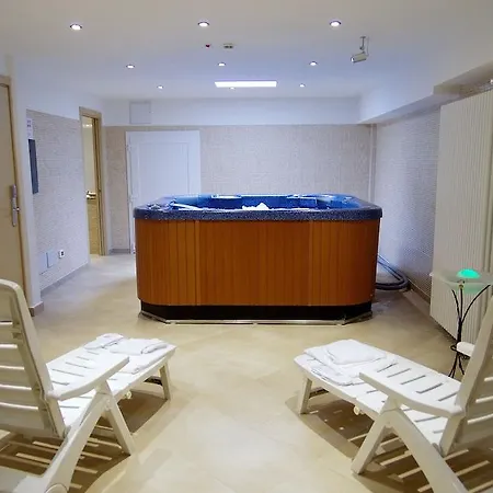 Bb 10 Serpotta - Palazzo Riolo & Restaurant 3* Palermo