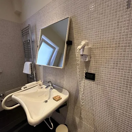 Bb 10 Serpotta - Palazzo Riolo & Restaurant Guest house
