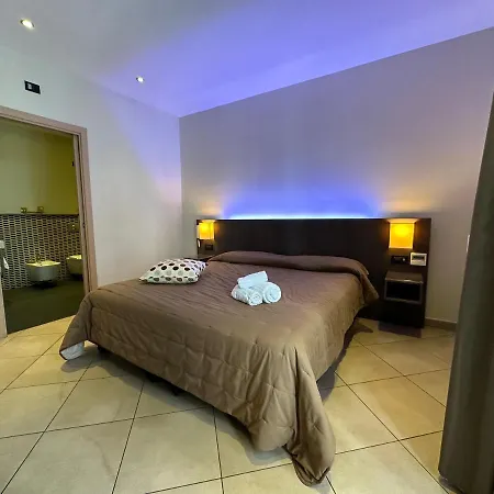 Bb 10 Serpotta - Palazzo Riolo & Restaurant Guest house 3*
