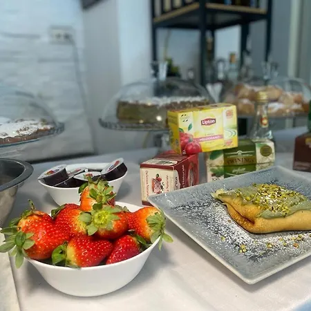 Bb 10 Serpotta - Palazzo Riolo & Restaurant Guest house