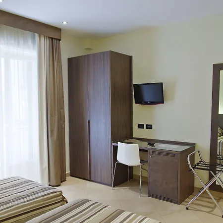 Bb 10 Serpotta - Palazzo Riolo & Restaurant Gasthof