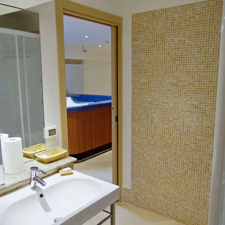 Bb 10 Serpotta - Palazzo Riolo & Restaurant Gasthof Palermo