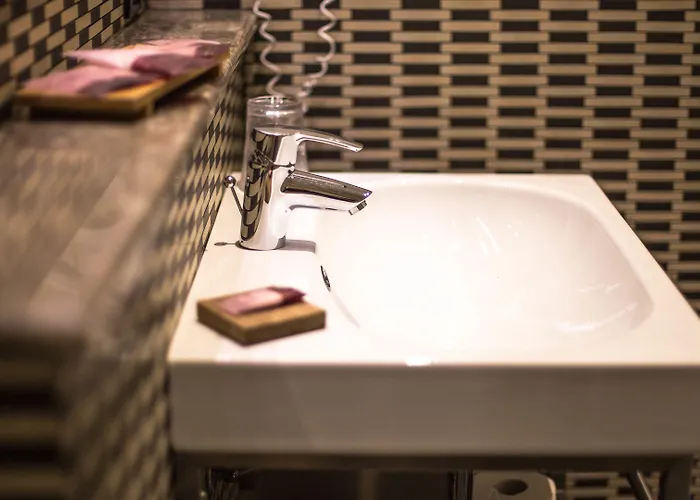 Bb 10 Serpotta - Palazzo Riolo & Restaurant Palermo