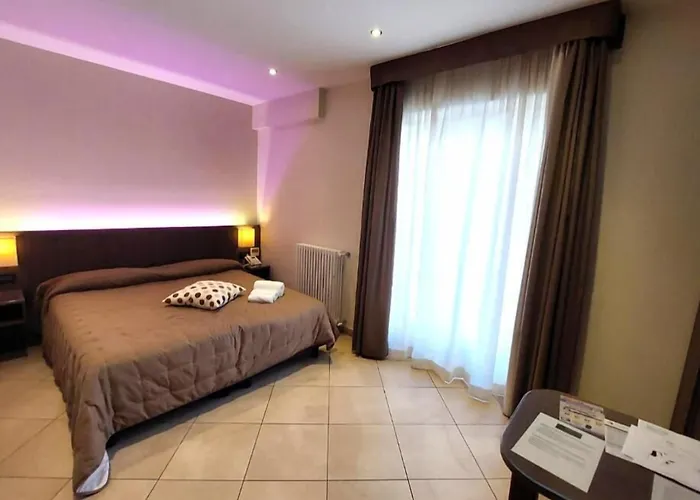 Bb 10 Serpotta - Palazzo Riolo & Restaurant 4* Palermo