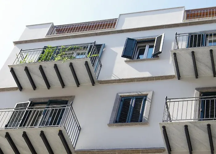 Bb 10 Serpotta - Palazzo Riolo & Restaurant 4* Palermo