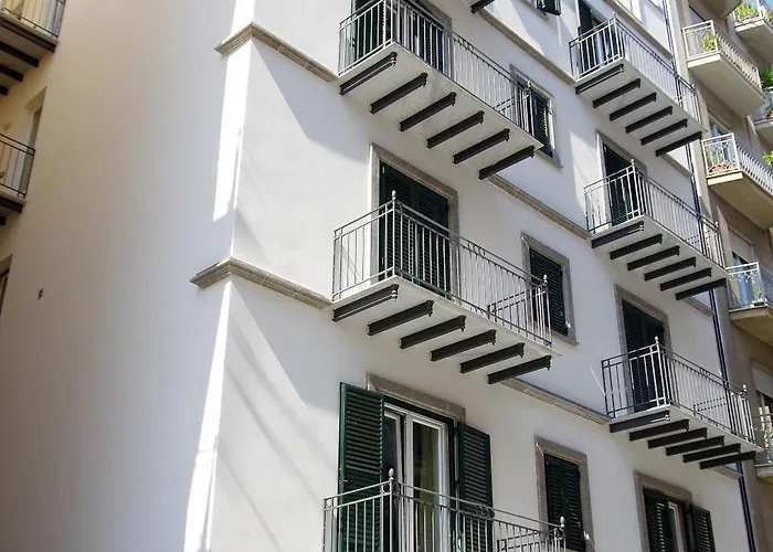 Bb 10 Serpotta - Palazzo Riolo & Restaurant 4*